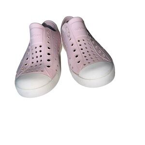 Native‎ Kids Sneakers pink Jefferson vented rubber all occasion size J2